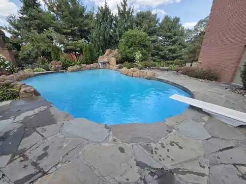 akron pool cleaning