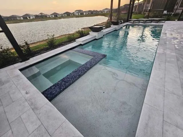 fort myers pool cleaning