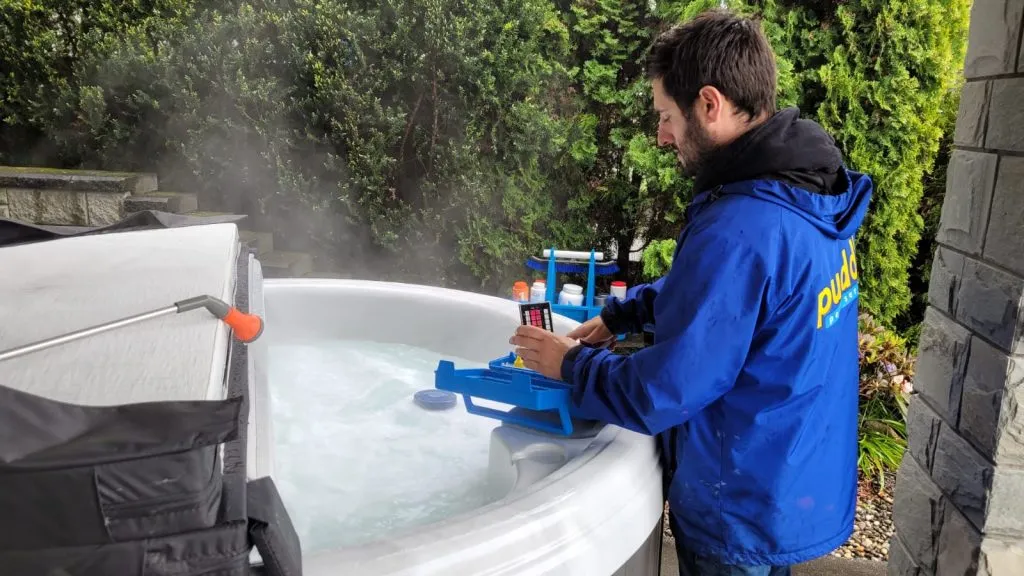 hot tub cleaning - north vancouver