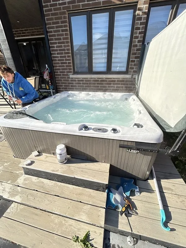 oakville ontario hot tub cleaning