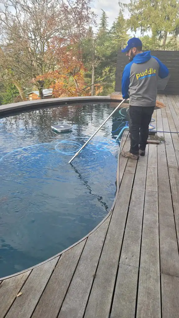 pool cleaning - north vancouver