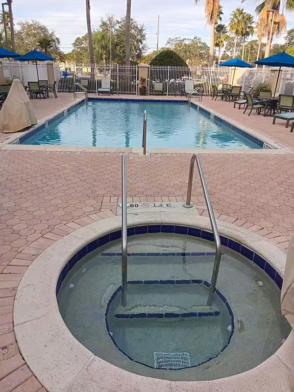 commercial hot tub cleaning services