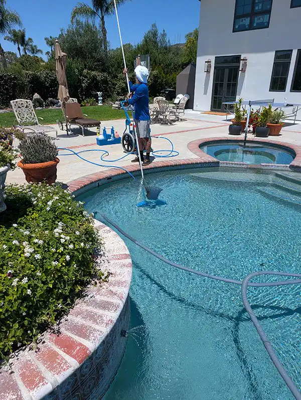 Riptide Vacuuming in thousand oaks